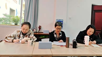 深化專業引領，共筑心理防線——眉山開展心理咨詢案例督導活動暨社會心理服務研討會紀實